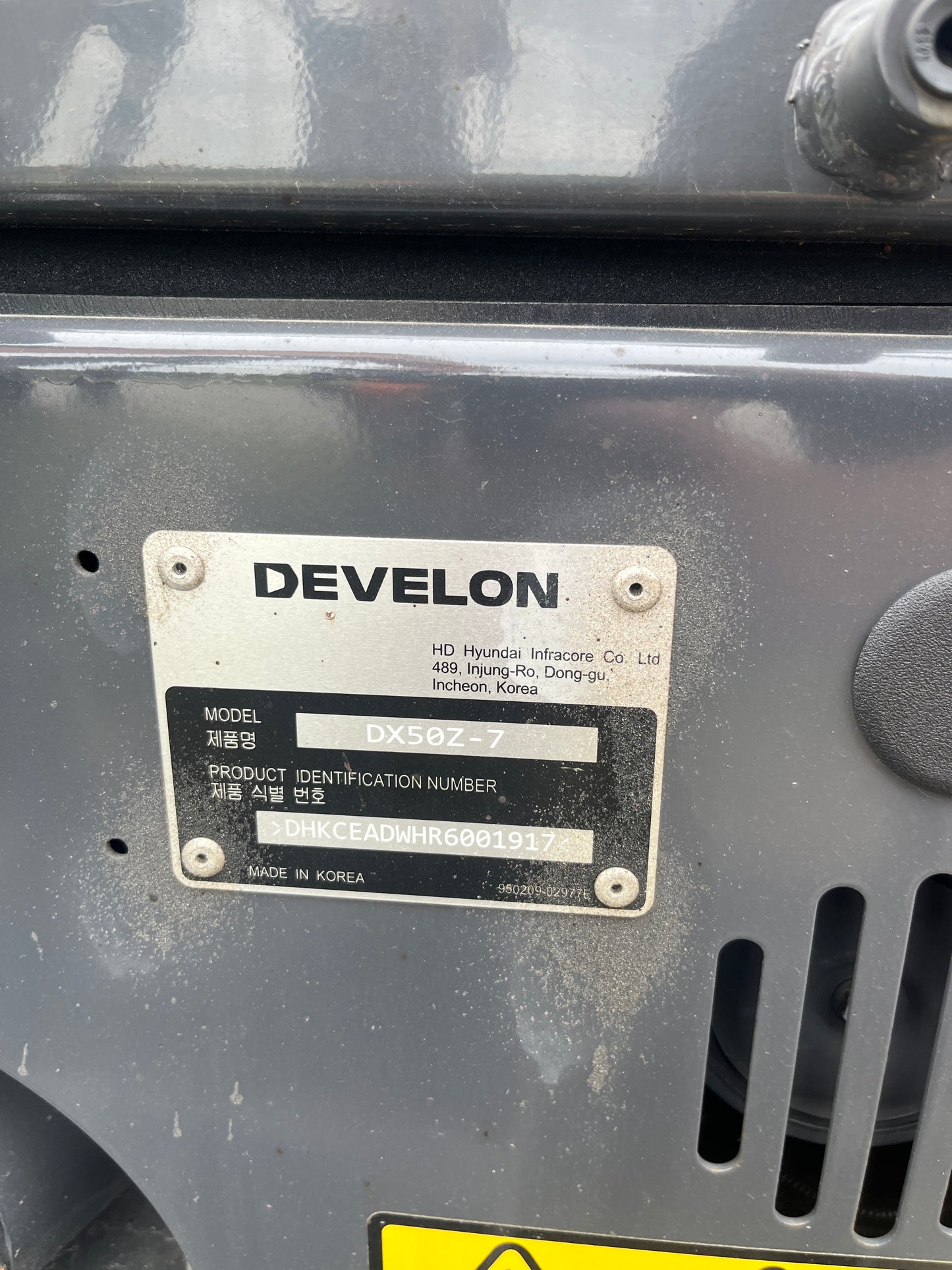 DEVELON DX50Z-7: New