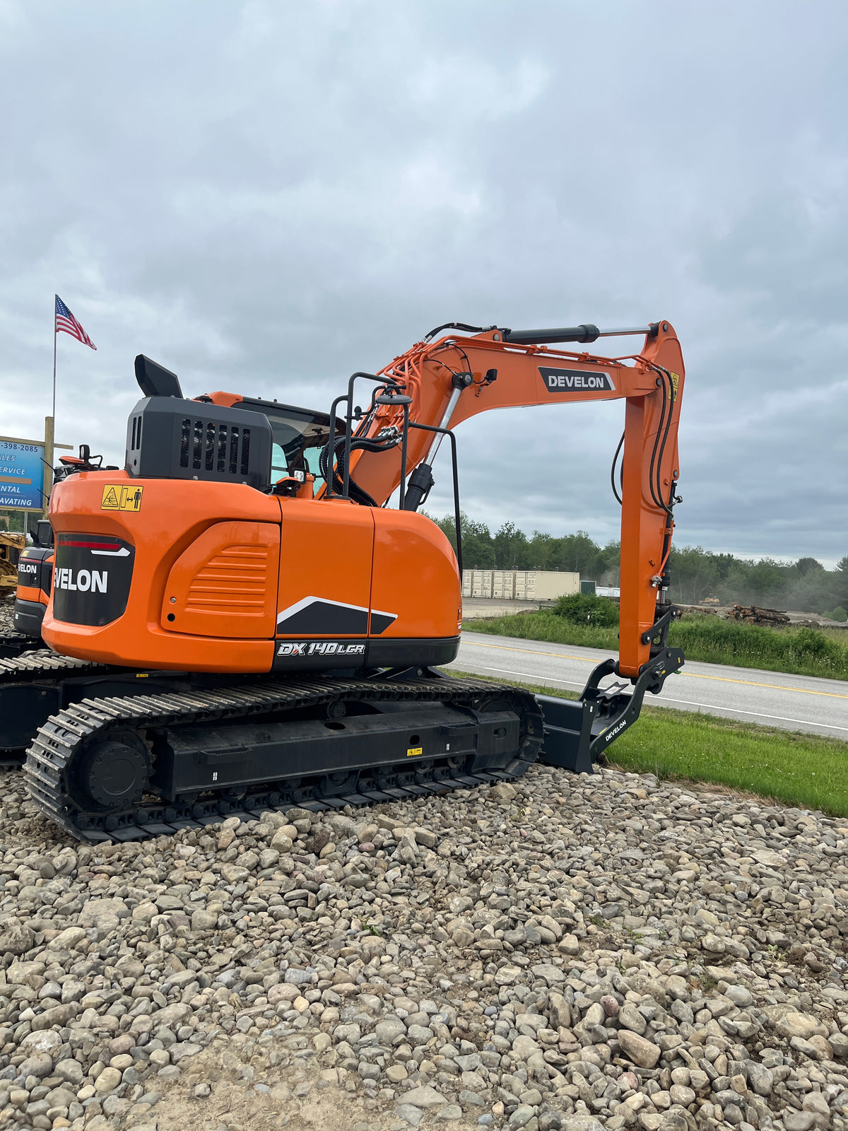 DEVELOIN DX140LCR-7: New