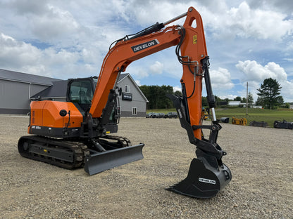 DEVELON DX89-7: New