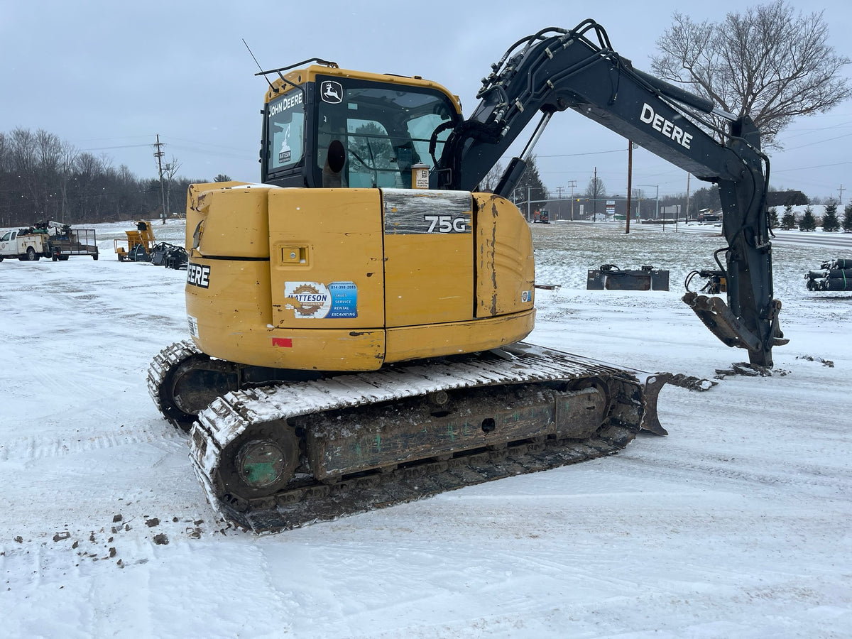 2016 Deere 75G Excavator
